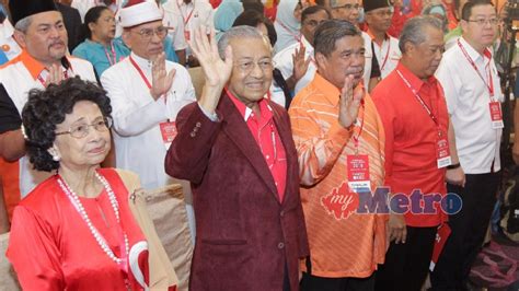 Rafidah aziz ceramah pakatan harapan di melaka 2018 ! Mahathir calon PM Pakatan Harapan | Harian Metro