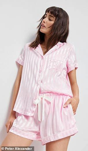 Kmart Fans Are Thrilled With 20 Peter Alexander Pyjamas Dupe Daily
