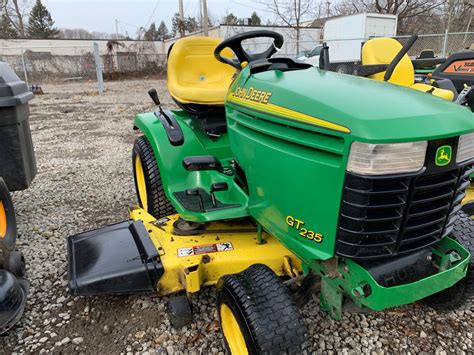 John Deere Gt235 Tractor Photos Information All In One Photos