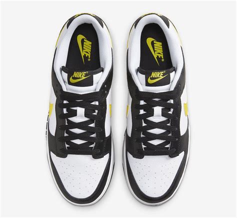 Premier Regard Sur La Nike Dunk Low Black Yellow Le Site De La Sneaker