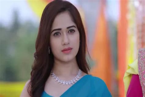 Heres Why Jannat Zubair Was Spotted Crying On The Set Of Aapke Aa Jane Se 50542