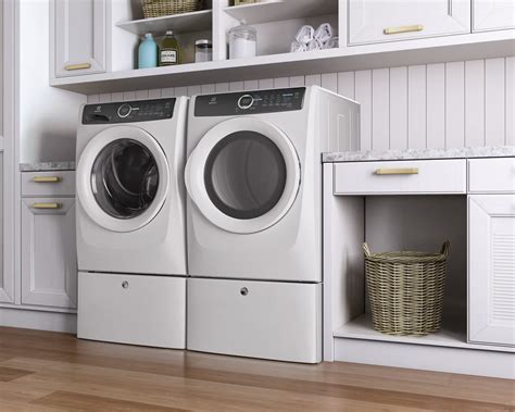Watch this video for more >. Electrolux EFME417SIW 27 Inch 8.0 cu. ft. Electric Dryer ...