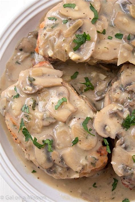 Southern food and funvideolarbaked pork chops with cream of mushroom soup. Pork Chops with Creamy Mushroom Sauce | Recipe | Pork recipes, Food recipes, Slow cooker pork