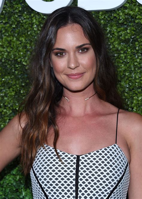 Pin On Odette Annable