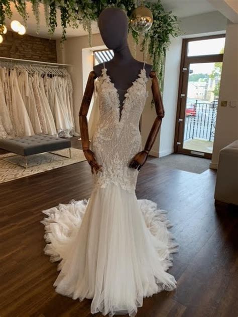 See more ideas about dream wedding, wedding, one fine day. Pronovias Galatea Sample Wedding Dress Save 50% - Stillwhite