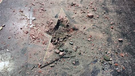 Trumps Star On Hollywood Walk Of Fame Is Shattered By Vandal The New