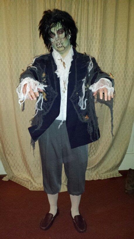 Hocus pocus fans may remember bette midler as the hilariously wicked winifred sanderson, but this was far from bette's only major acting role when the movie premiered in 1993. Billy Butcherson from Hocus Pocus zombie halloween costume ...