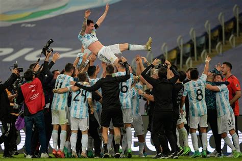 Messi Alcanzó El 38º Título De Su Carrera Y Quedó A Tres De Ser El Más