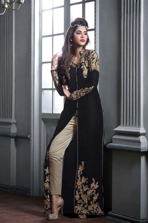 Lelaki yang berani masuk hutan ini harus membayar. Black Georgette Latest Designer Salwar Kameez with Dupatta ...