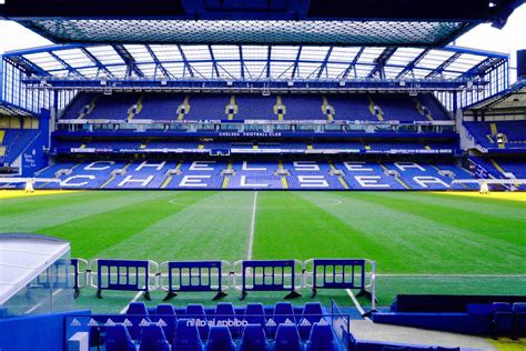 The capacity is 41,798, making it the eighth largest ground in the premier league. Tour do estádio Stamford Bridge de Londres ...