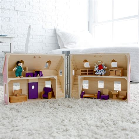 Melissa And Doug Fold And Go Dollhouse Handcrafted