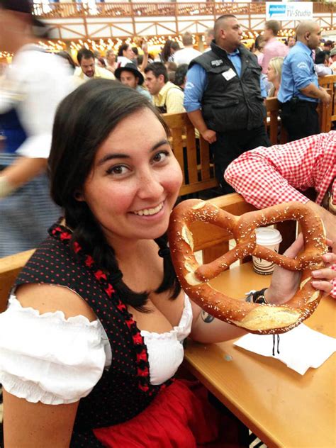What To Expect At Oktoberfest A First Timers Guide Taylors Tracks