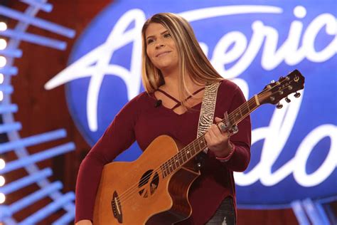 American Idol Contestant Makayla Brownlee Wins Over Judges With