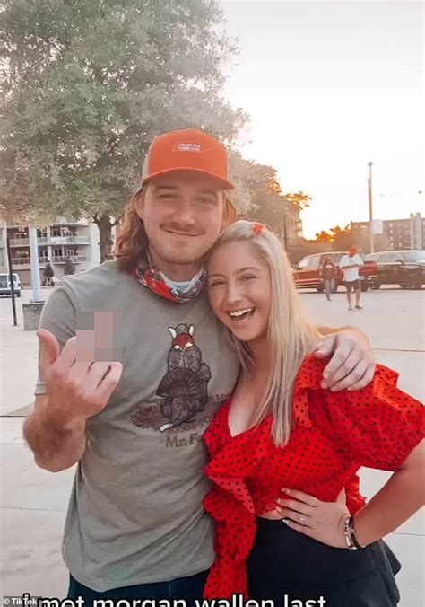 Morgan Wallen Seen In Tiktok Videos Partying Maskless And Kissing Women Just Days Before Snl