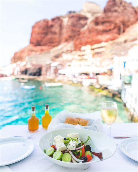 Lunch In Ammoudi Bay Santorini Greece Romantic Vacations Romantic