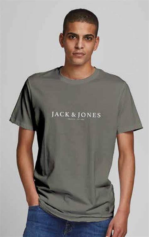T Shirt I Store Størrelser Jack And Jones Jprblabooster T Shirt Green Motleydenim Dk