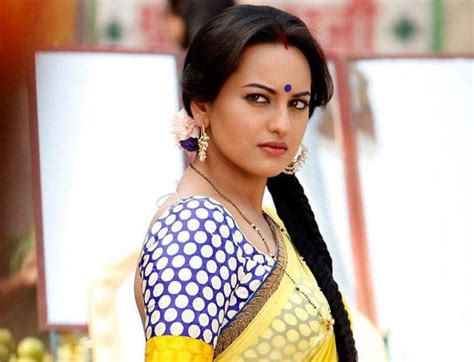 Sonakshi Sinha Confirms That She Is Part Of Dabangg 3 Bollywood Designer Sarees Bollywood