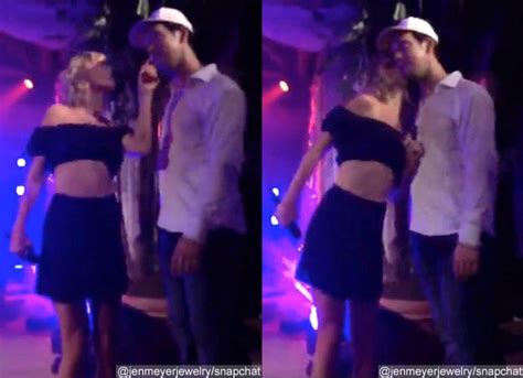 Taylor Swift Spotted Kissing And Dancing With Mike Hess At Karlie Kloss
