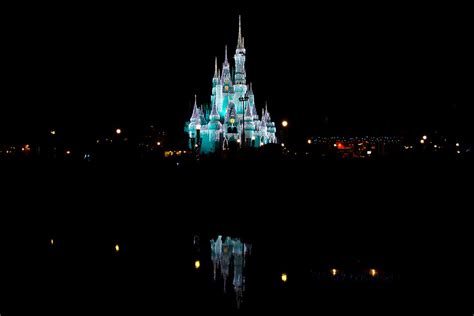 Cinderella Castle The Cinderella Castle All Lit Up And Loo Flickr