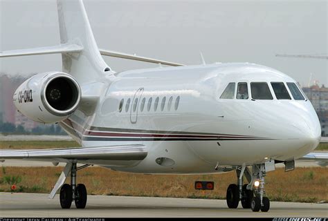 The development of the aircraft was carried out by dassault in partnership with alenia, and first flight came in 1993. Dassault Falcon 2000 - Untitled (NetJets) | Aviation Photo ...