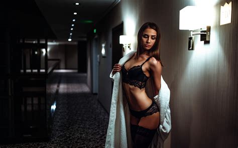 Tapety Kobiety Model Fotografia Sukienka Hotel Lampa Moda Bielizna Damska Odzie