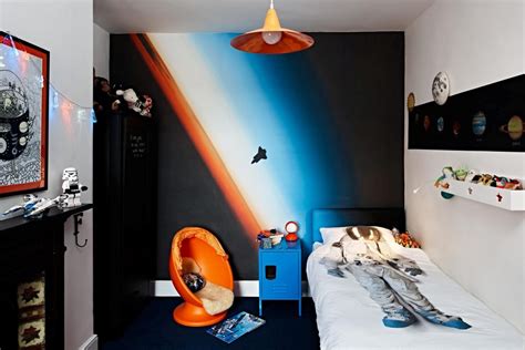 8 Extraordinary Ideas For Space Theme Rooms Home Decorated