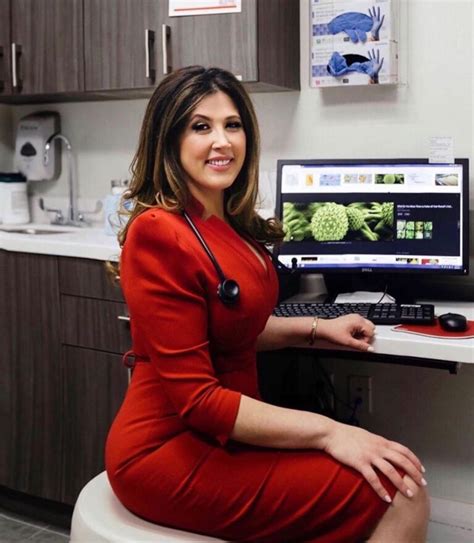 Meet Dr Janette Nesheiwat The Beautiful Fox News Medical Expert