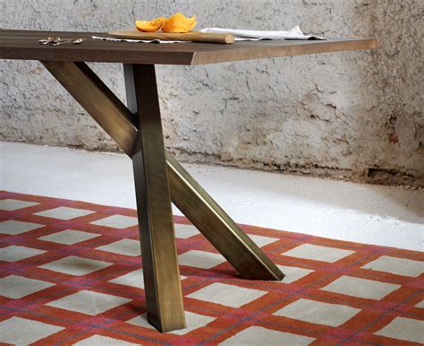 We did not find results for: Miniforms Gustave Dining Table With Bronze Legs ...
