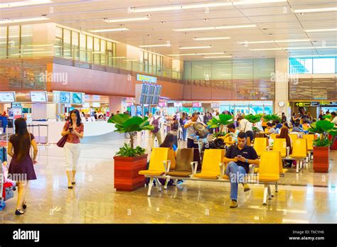 Changi Airport Waiting Hall Singapore Stock Photo Alamy