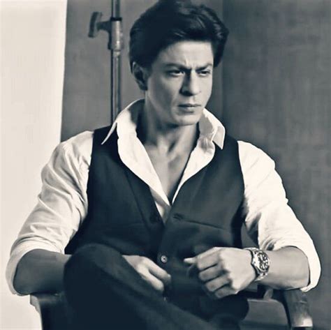 Pin By Iamsanasrk 💛 On Shah Rukh Khan Shahrukh Khan Khan Bollywood