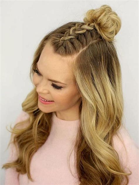 Finishing with a matte pomade will hold this style in place all day or night. Simple Hairstyle Picture - 15 Easy And Simple Hairstyles ...