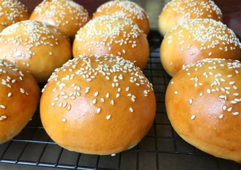 Kami menjual burger, hotdog, pizza, pempek, siomay, batagor, cane hubungi 081219893238. Resep Roti Burger Sourdough oleh Arti Jorgenson - Cookpad