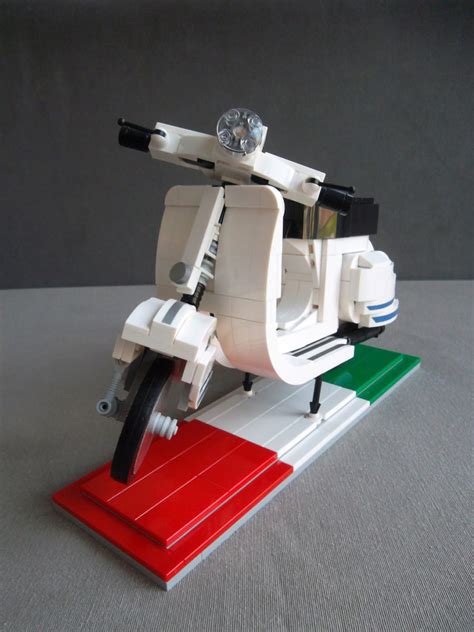 This 1978 Vespa Lego Ideas Submission Totally Nailed The Look Shouts