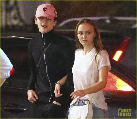 timothee chalamet and lily rose depp kiss in new photos confirm their romance photo 4168557