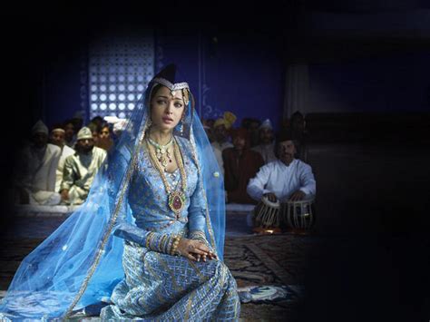 Aishwarya Rai Dance Pose Aishwarya Rai Bachchan Latest Stillspic
