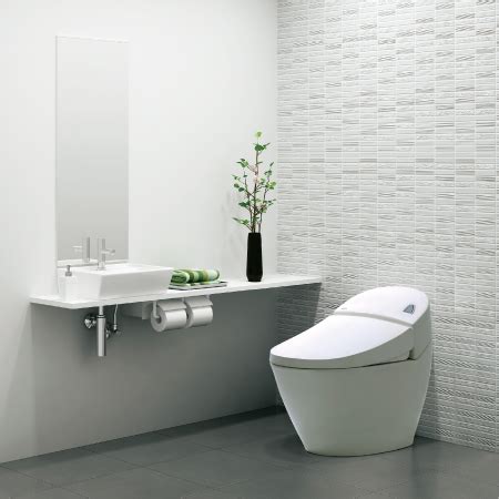 Bồn cầu bị tắc khiến chất thải bị ứ đọng, không thông thoát, mùi hôi bốc lên khắp nơi? Bồn cầu 1 khối Inax AC-2700VN - Không gian đẹp Chuyên ...