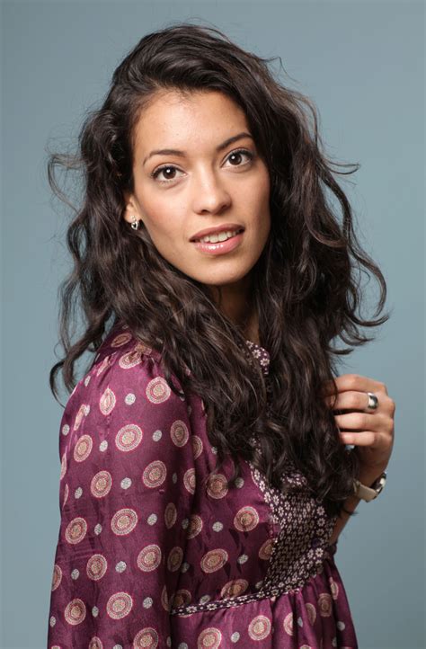 Sigman was born in ciudad obregón, sonora, mexico, to a mexican mother and an american father, lee sigman. Stephanie Sigman - Stephanie Sigman Photos - "The Loneliest Planet" Portraits - 2011 Toronto ...