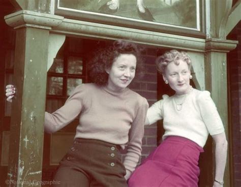 Color Photos Of War Era Women In The 1940s Glamour Daze