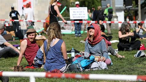 Täglich neue facebook bilderwitze auf debeste.de. Lockdown Deutschland Lustig : Mvpzvlvxhefxlm / Von ingo ...