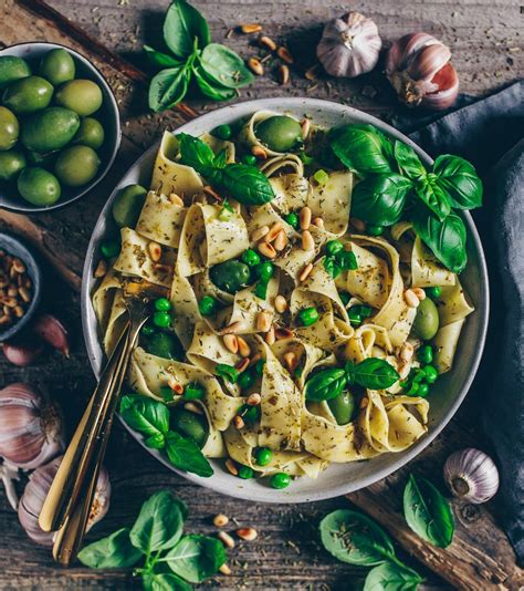 A Simple Quick Delicious And Vegan Pesto Recipe With Garlic Basil