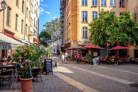 Close to transport and everything: Vieux Lyon (Λυών, Γαλλία) - Κριτικές - Tripadvisor