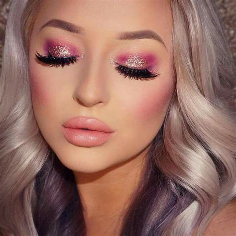 Pink And Glitter Eye Shadow Goth Makeup Pink Makeup Makeup Art Beauty