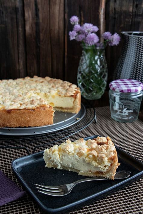 Käsekuchen Rezept mit Schichtkäse Streuseln Marmelade