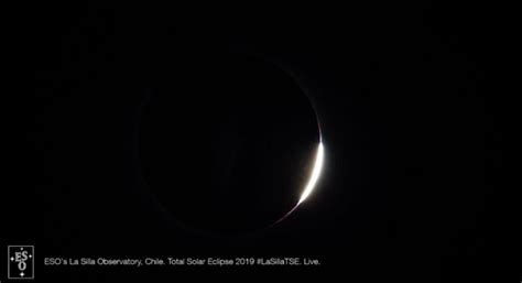 Inmiddels kunnen we een zonsverduistering prima wetenschappelijk verklaren. Bekijk vandaag de totale zonsverduistering