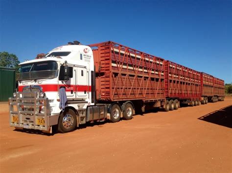 Trucking Aussie Style Road Train Train Truck Big Trucks