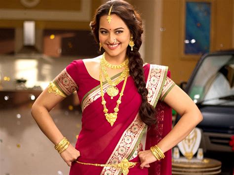 South Indian Actress Wallpapers In Hd Sonakshi Sinha In Saree Hd Wallpapers