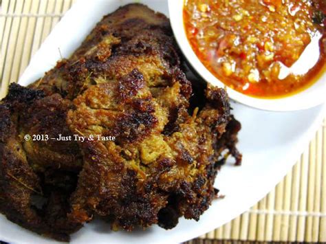 Cocok untuk menu di bulan puasa dan hari lebaran. Just Try & Taste: Empal Gepuk Daging Sapi