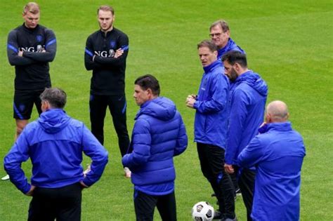 Maybe you would like to learn more about one of these? Afvallers Nederlands Elftal voor EK 2021 bekend - Vrije ...