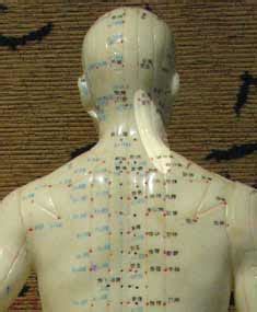Pain in the neck 7 little words. Right side neck pain treatment points