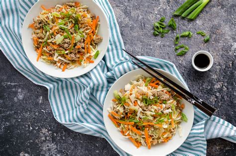 If you're a fan of crispy savory egg rolls, then you might consider this unwrapped version your dream lunch. Weight Watchers Instant Pot Egg Roll Bowl with Freestyle SmartPoints / 21 Day Fix - Carrie Elle